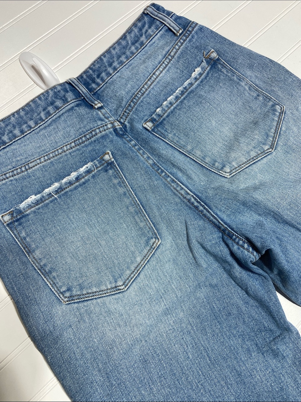 Altar'd State Vervet 100% Cotton Boyfriend Jeans Woman’s 26 Thrashed High-Rise - Picture 5 of 11